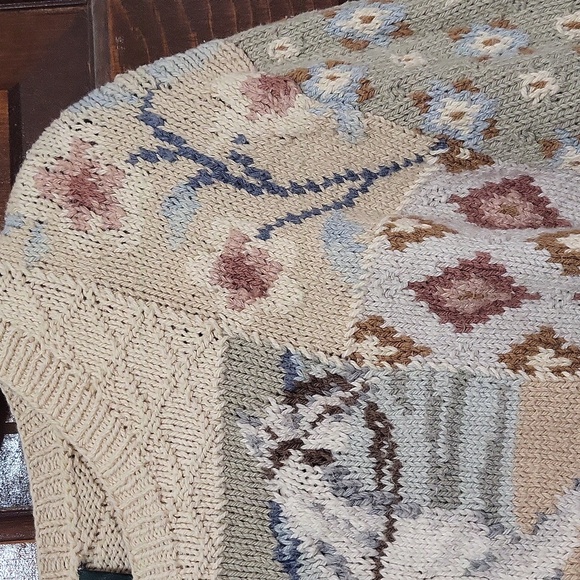 Vintage Lauren Ralph Lauren Hand Knit Equestrian Theme Sweater - Picture 5 of 15